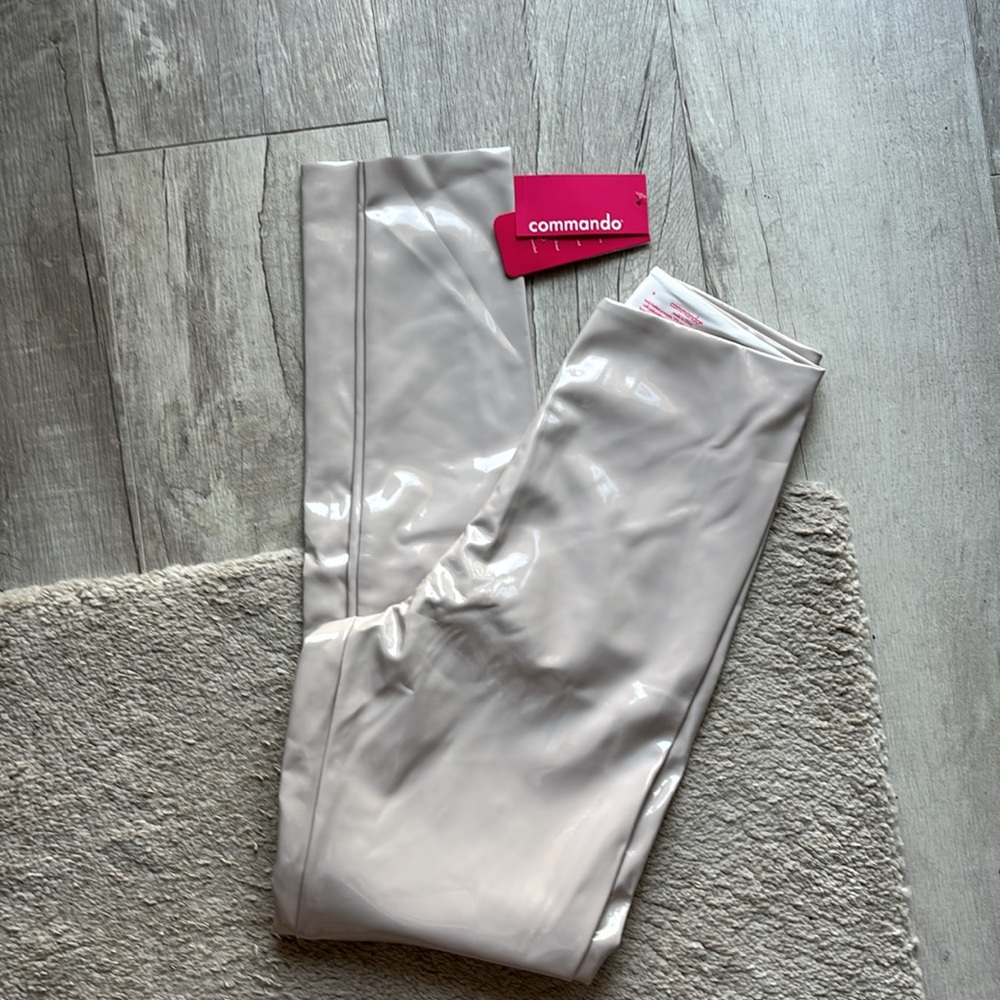Commando faux patent leather leggings NWT color: porcelain - Picture 5 of 6